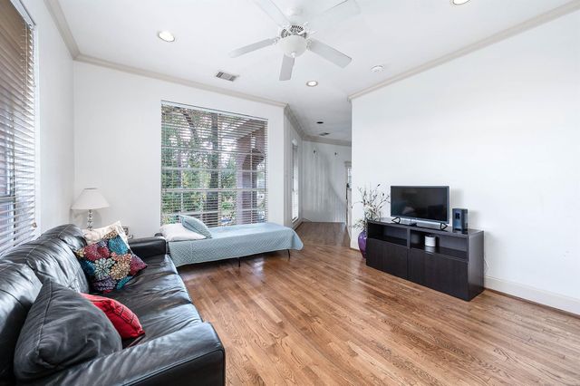 7110 Gary Street, Houston, TX 77055