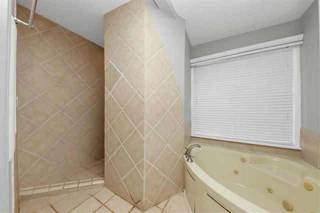 4203 HAPSBURG Court, Decatur, GA 30034