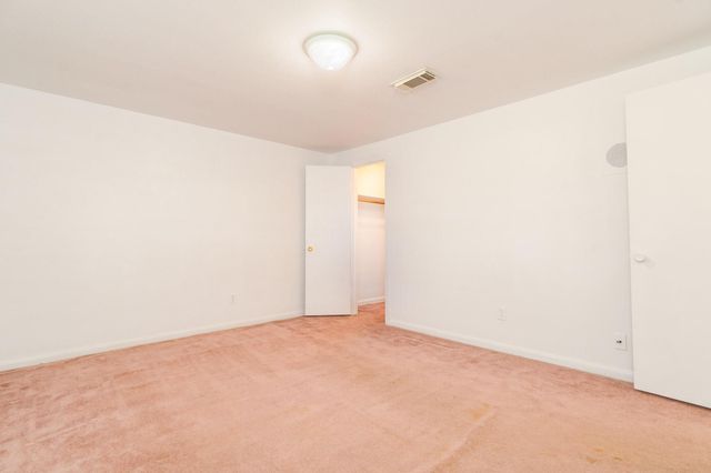 112 Honeysuckle Street, Lake Jackson, TX 77566