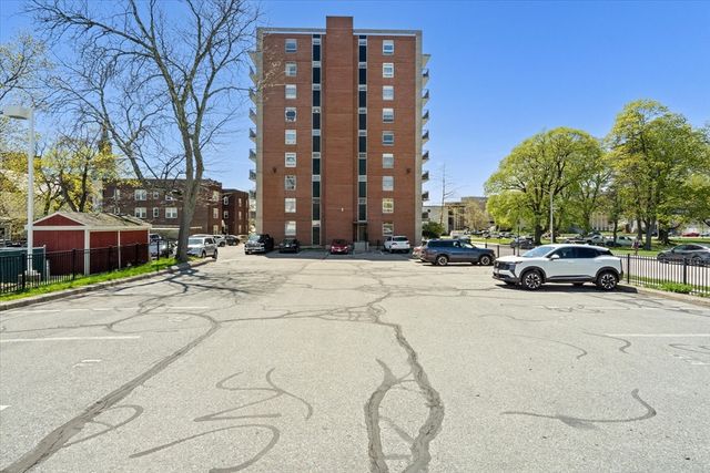 80 Salisbury St 101, Worcester, MA 01609