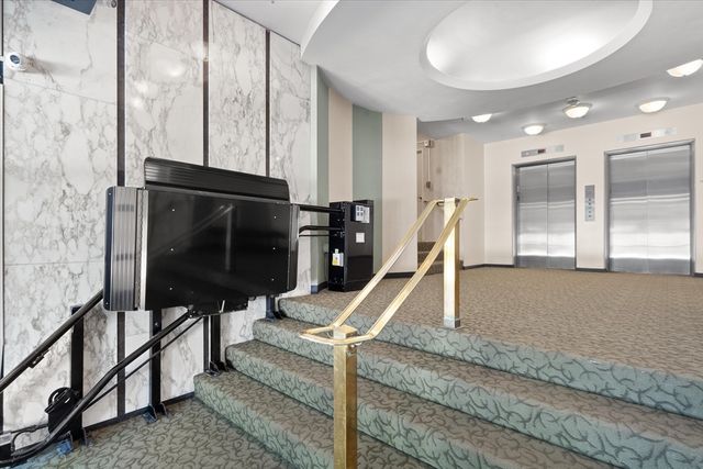 80 Salisbury St 101, Worcester, MA 01609