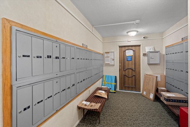 80 Salisbury St 101, Worcester, MA 01609