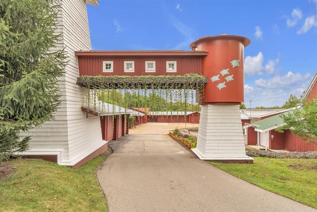 5105 Turtle Point Drive, Ann Arbor, MI 48105
