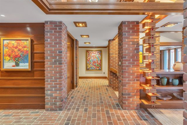 5105 Turtle Point Drive, Ann Arbor, MI 48105