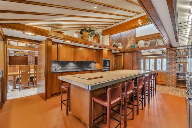 5105 Turtle Point Drive, Ann Arbor, MI 48105
