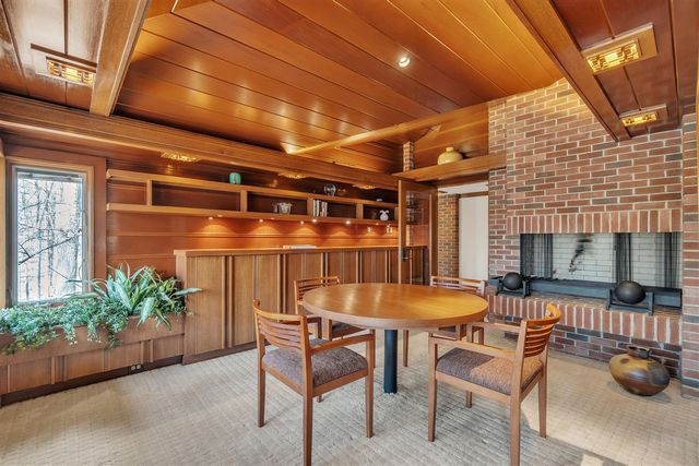 5105 Turtle Point Drive, Ann Arbor, MI 48105