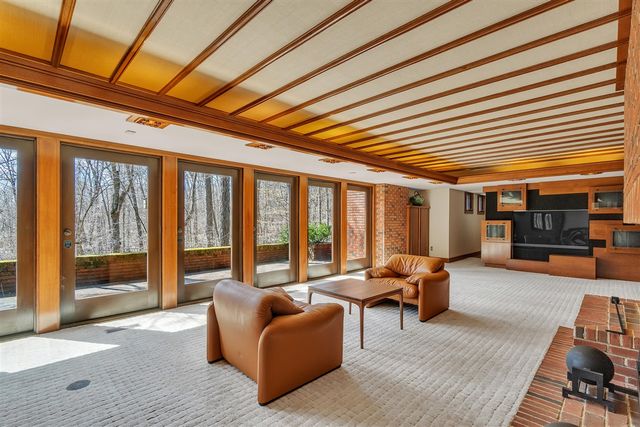 5105 Turtle Point Drive, Ann Arbor, MI 48105