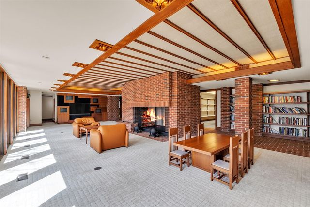 5105 Turtle Point Drive, Ann Arbor, MI 48105