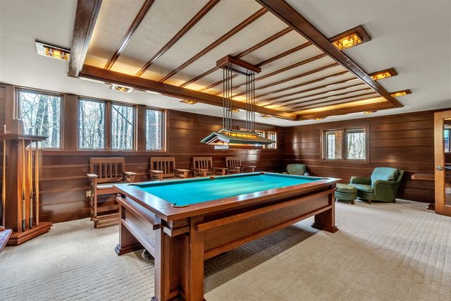 5105 Turtle Point Drive, Ann Arbor, MI 48105