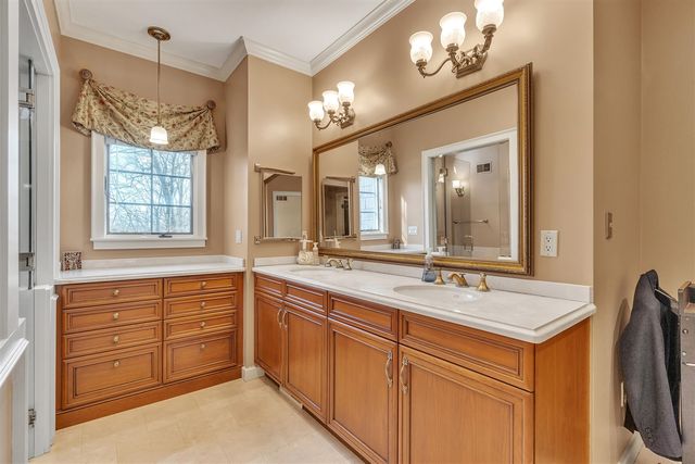 5105 Turtle Point Drive, Ann Arbor, MI 48105
