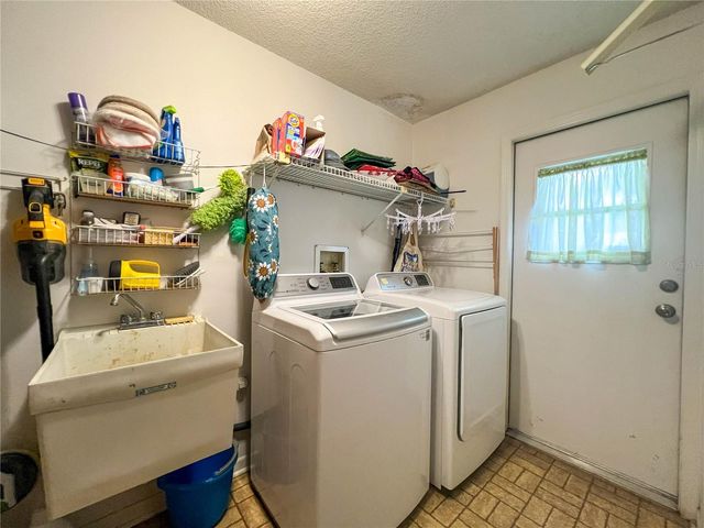12156 98TH AVENUE, Seminole, FL 33772