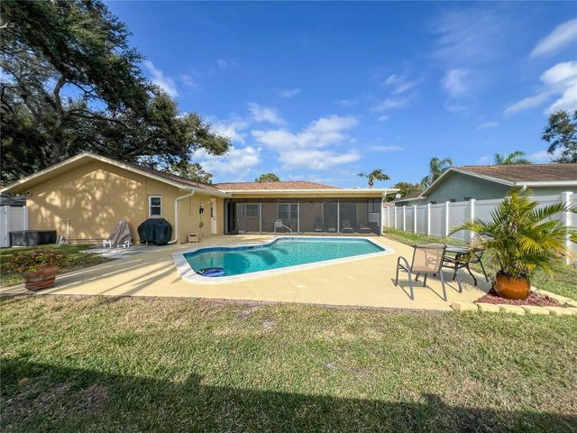 12156 98TH AVENUE, Seminole, FL 33772