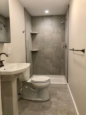 85 Pine Street 1, Waltham, MA 02453