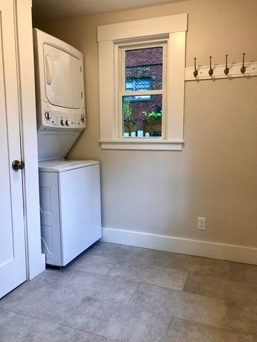 85 Pine Street 1, Waltham, MA 02453