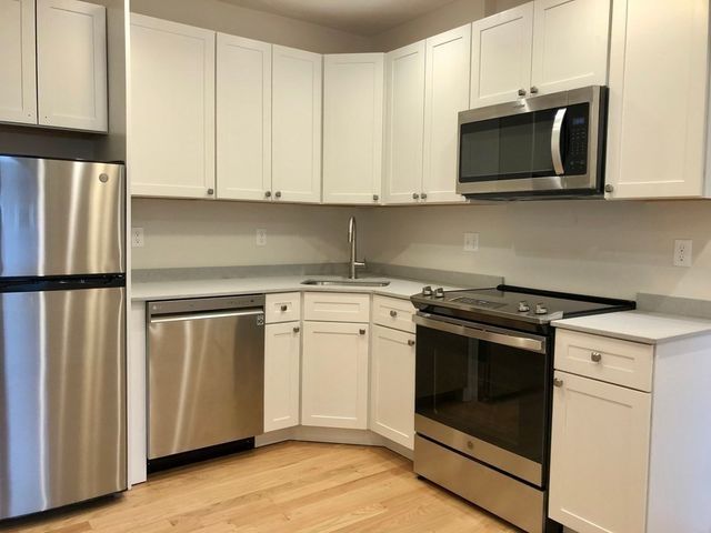 85 Pine Street 1, Waltham, MA 02453