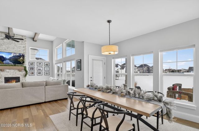 1021 Brampton Park Road, Perrysburg, OH 43551