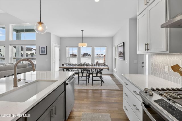 1021 Brampton Park Road, Perrysburg, OH 43551