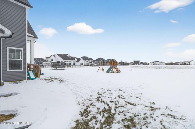 1021 Brampton Park Road, Perrysburg, OH 43551