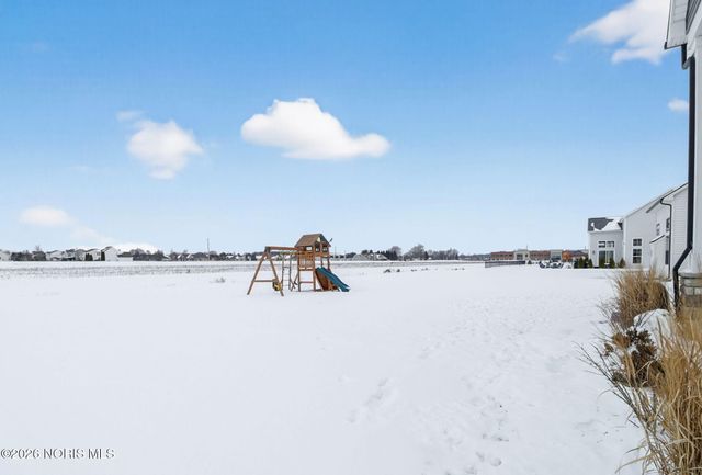 1021 Brampton Park Road, Perrysburg, OH 43551