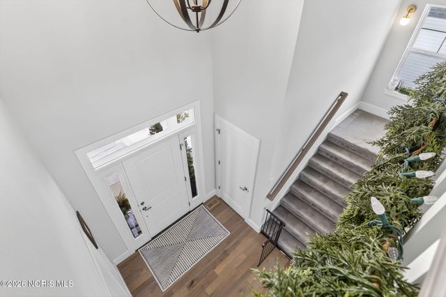 1021 Brampton Park Road, Perrysburg, OH 43551