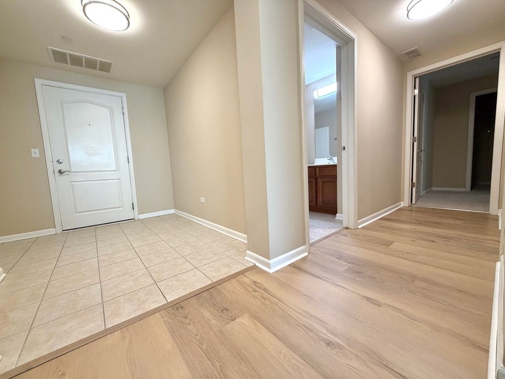 855 E 22nd Street 111, Lombard, IL 60148 — photo 4