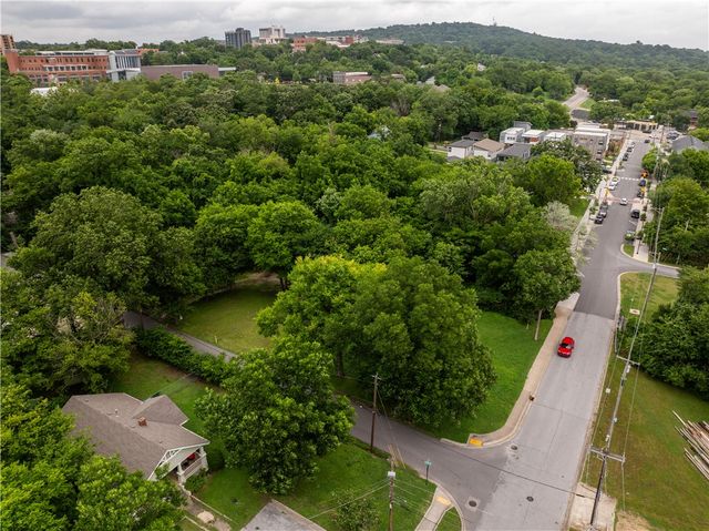 316 S Gregg Avenue, Fayetteville, AR 72701