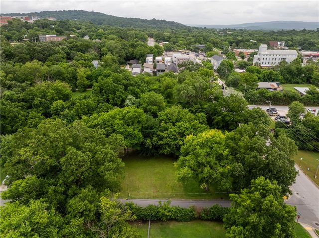 316 S Gregg Avenue, Fayetteville, AR 72701