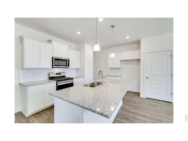 812 Trumpet Ln, Windsor, CO 80550