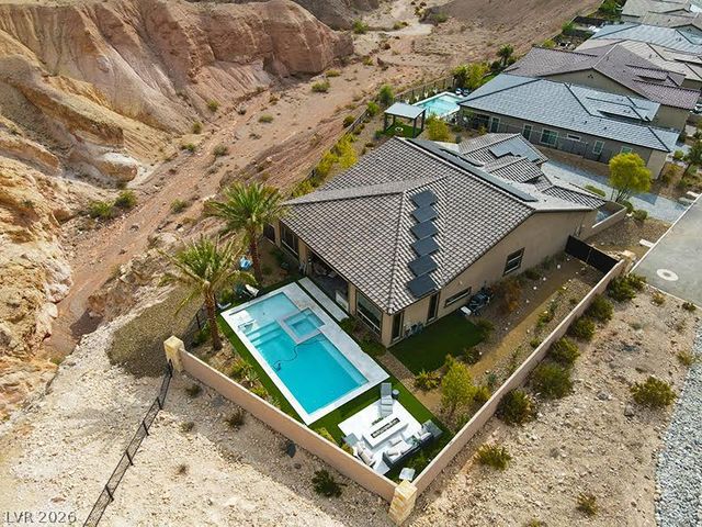 174 Crimson Cactus Avenue, Henderson, NV 89011