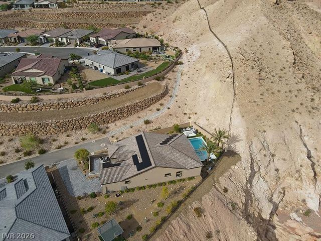 174 Crimson Cactus Avenue, Henderson, NV 89011