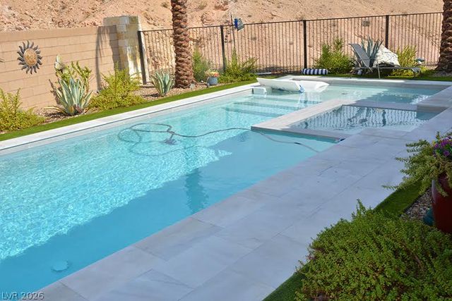 174 Crimson Cactus Avenue, Henderson, NV 89011