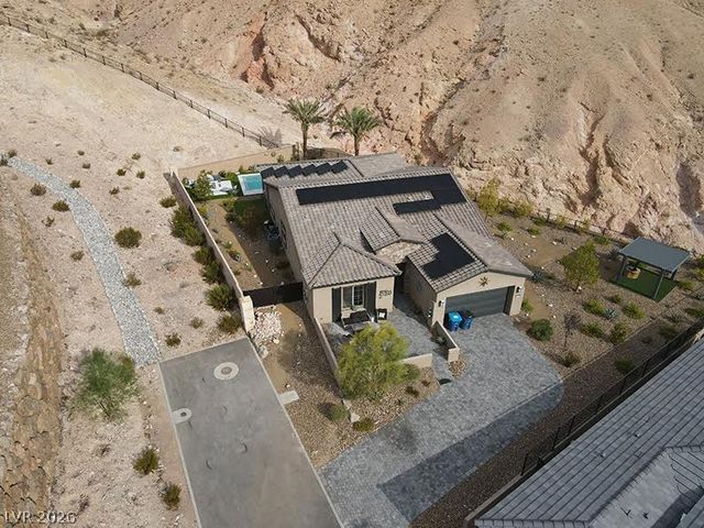 174 Crimson Cactus Avenue, Henderson, NV 89011