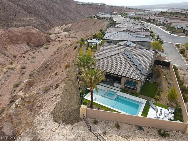 174 Crimson Cactus Avenue, Henderson, NV 89011