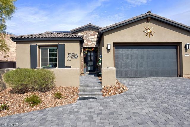 174 Crimson Cactus Avenue, Henderson, NV 89011