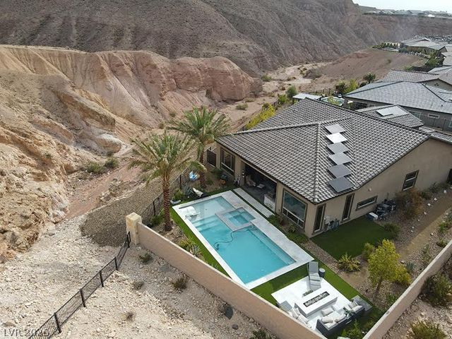 174 Crimson Cactus Avenue, Henderson, NV 89011
