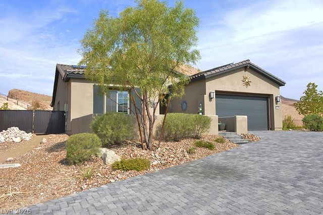 174 Crimson Cactus Avenue, Henderson, NV 89011