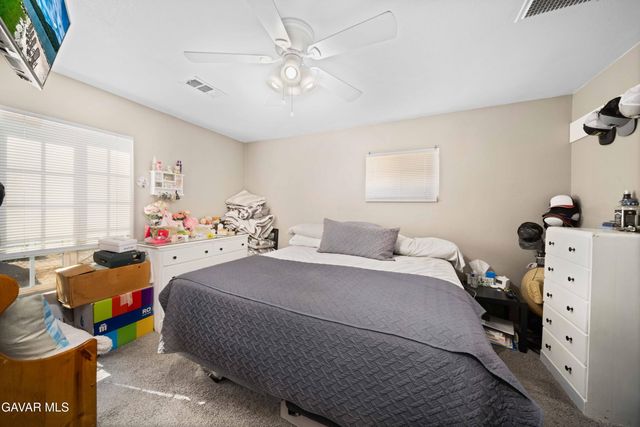 5158 W Ave L, Lancaster, CA 93536