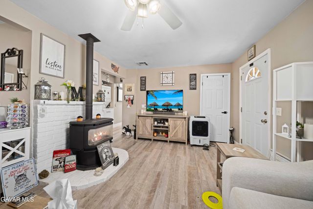 5158 W Ave L, Lancaster, CA 93536