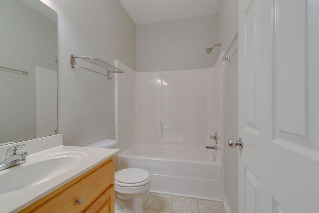 1205 Cashmere Dr, Thompsons Station, TN 37179