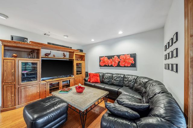 96 Fulton Boulevard, Commack, NY 11725