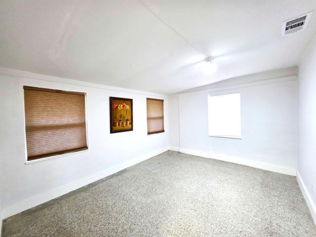 1818 10th Avenue, Vero Beach, FL 32960