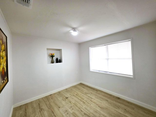 1818 10th Avenue, Vero Beach, FL 32960