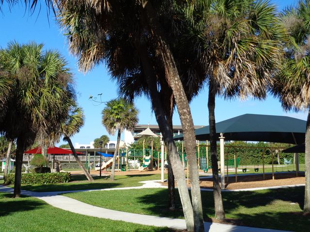 1818 10th Avenue, Vero Beach, FL 32960