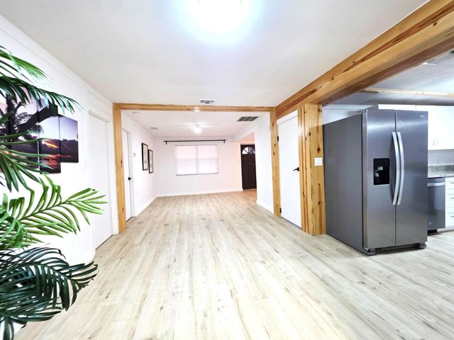 1818 10th Avenue, Vero Beach, FL 32960