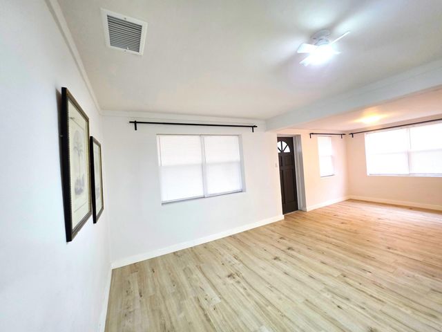 1818 10th Avenue, Vero Beach, FL 32960