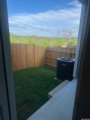 7166 Magnolia Crk Unit 101, San Antonio, TX 78252