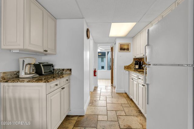438 Highway 35 4203, Mantoloking, NJ 08738