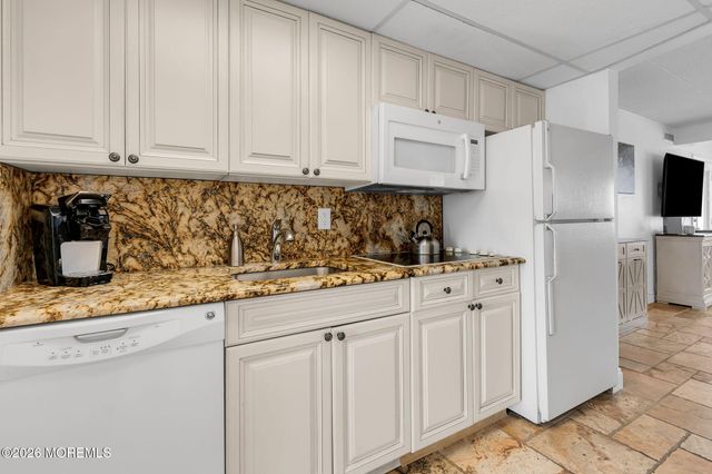 438 Highway 35 4203, Mantoloking, NJ 08738