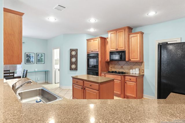 18515 ROGERS PLACE, San Antonio, TX 78258