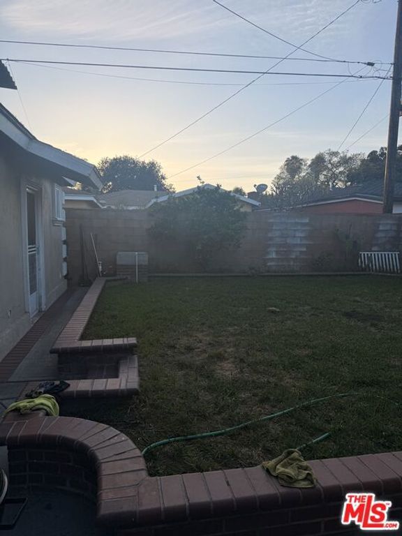 Image 14 of property listing at 6837 Mayflower Avenue, Bell, CA 90201